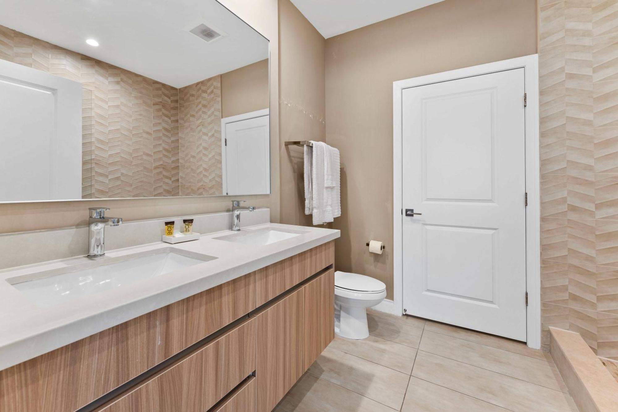 7583 Magic Village Jacuzzi 3 Suites Near 192 And Disney Orlando Eksteriør bilde